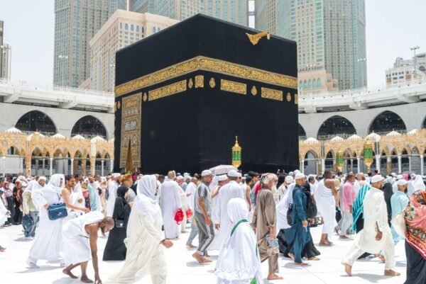 How to perform Umrah For Ladies